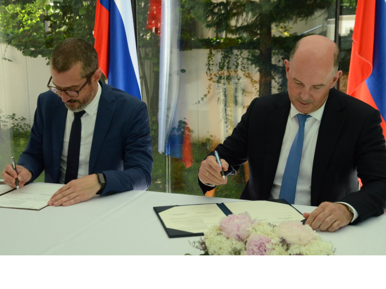 О подписании Плана межмидовских консультаций на 2021-2022 годы