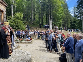 O slovesnosti pri Ruski kapelici pod prelazom Vršič