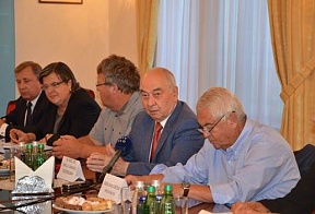 O tiskovni konferenci na Veleposlaništvu Rusije v Sloveniji ob letošnjih spominskih prireditvah pri Ruski kapelici pod Vršičem
